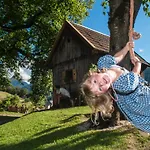 Lutzmannhof *