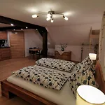 Κατάλυμα σε φάρμα Lutzmannhof *
