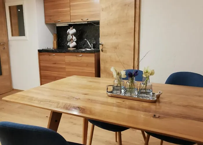 Lutzmannhof בית חווה אירדנינג